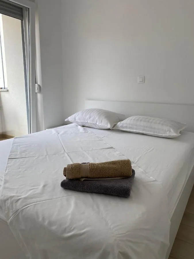 Apartman Lola بولا